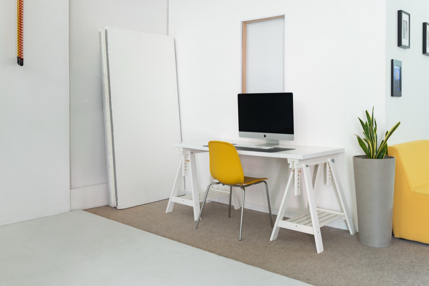Postazione di lavoro con iMac